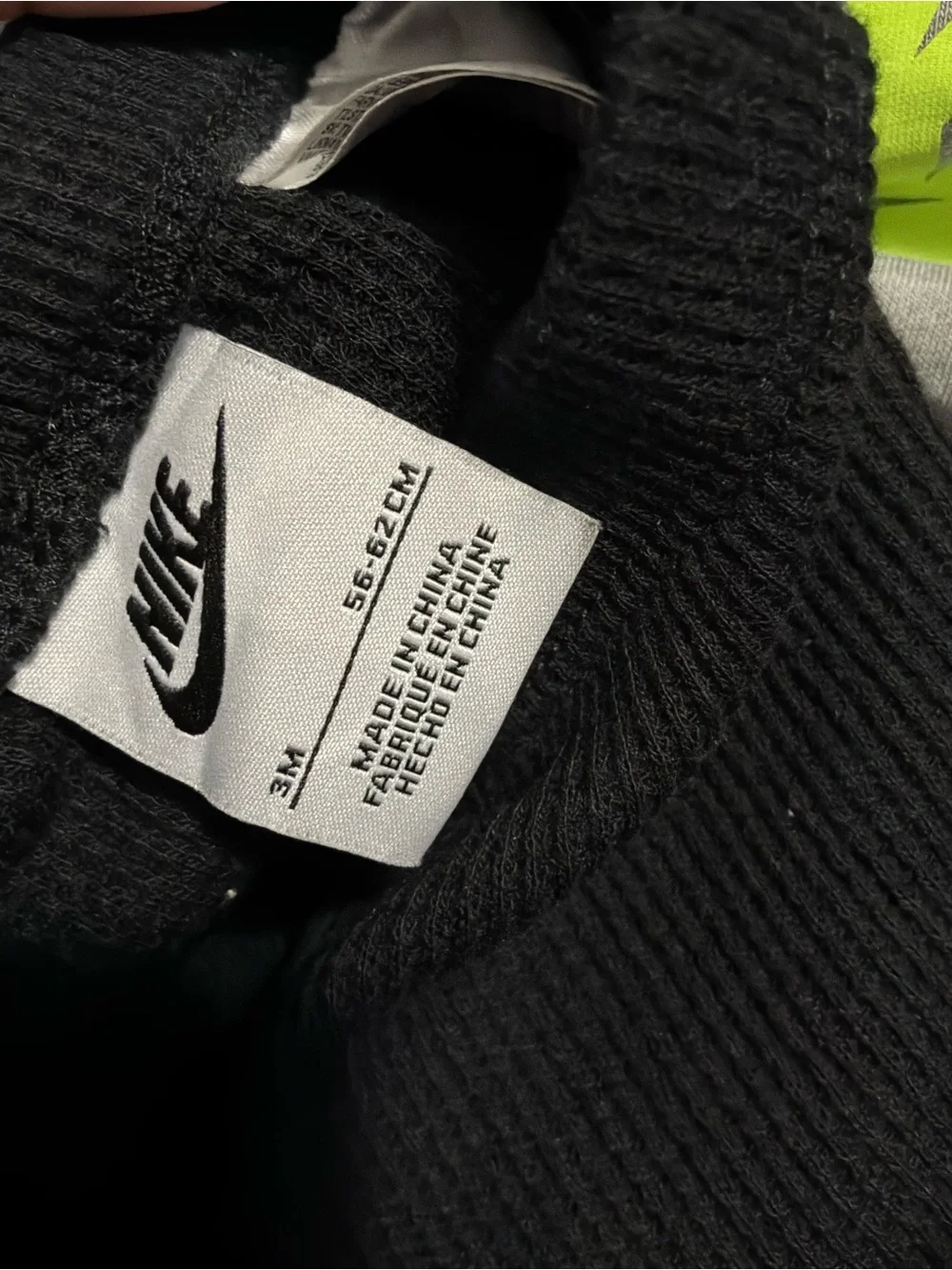 Nike Gray Top & Black Bottoms Baby Set with Neon Logo